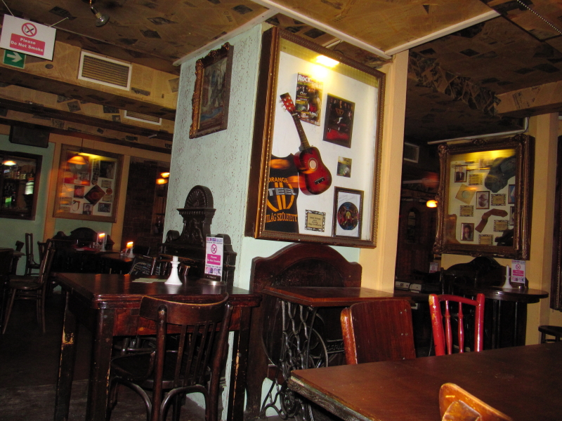Old Man's Music Pub