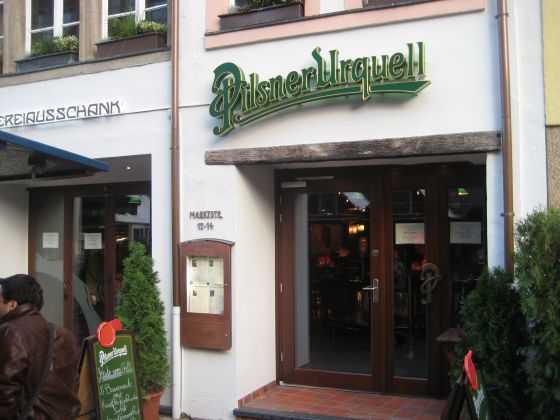 Pilsner Urquell, Düsseldorf, outside