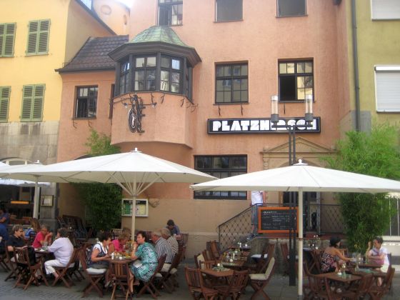 Platzhirsch, Stuttgart